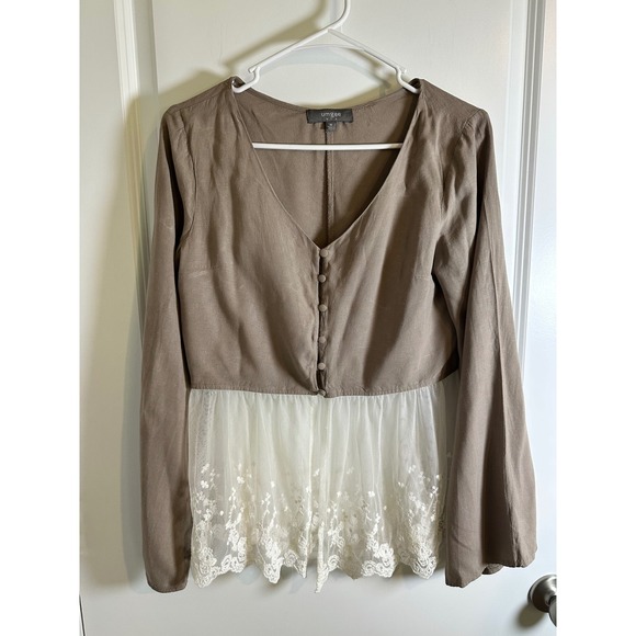 Umgee Womens Top M Taupe Lace Bell Sleeve Button Up Blouse Shirt - Picture 1 of 3